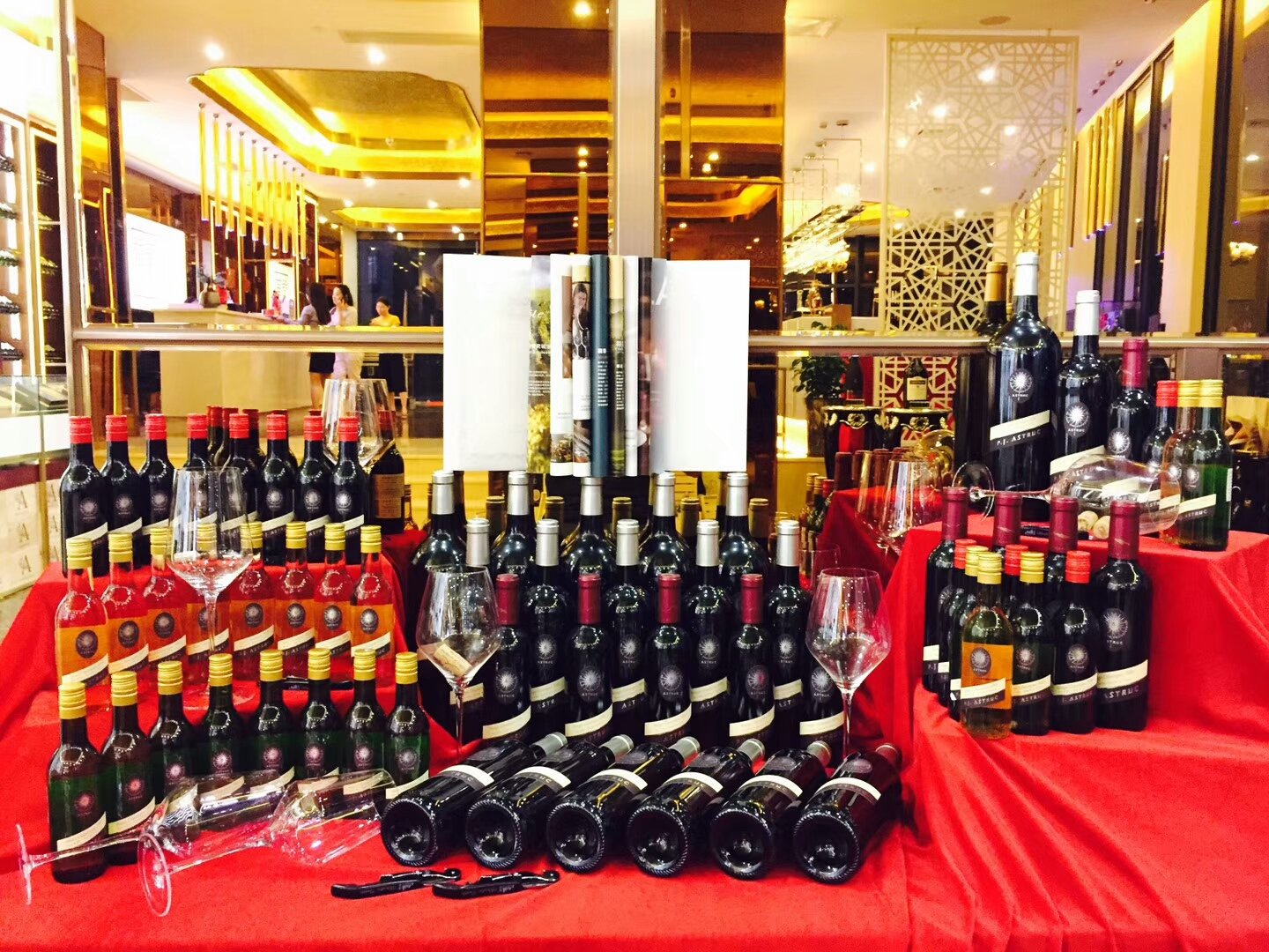 做進(jìn)口葡萄酒代理生意賺錢(qián)嗎